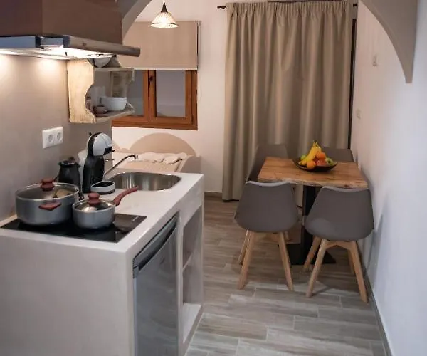 Alta Vista Naxos 3* Agkidia